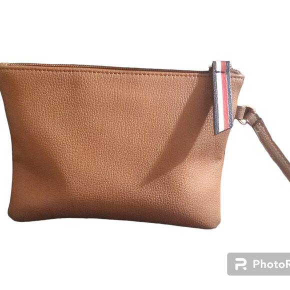 TOMMY HILFIGER WRISTLET - Picture 2 of 2